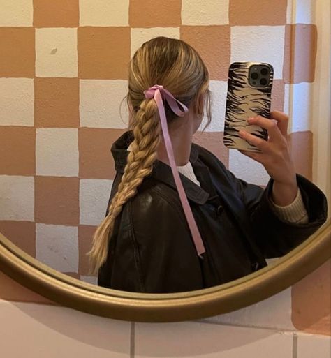 Cute Braids With Ribbon, Braids And Ribbons, Plait With Ribbon, Ribbon In Hair Braid, Ribbon In Hair Aesthetic, Hair Ribbon Outfit, How To Braid Ribbon Into Hair, Hair With Ribbon Hairstyles, Pink Ribbon In Hair