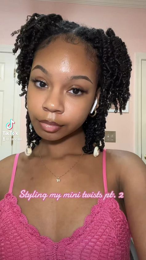 My mini twist hairstyles!- #Hairstyles #Mini #Twist Check more at https://howcandothis.com/hairstyleideas/my-mini-twist-hairstyles/ Mini Twist Styles, Mini Twist Hairstyles, Mini Twists Natural Hair, Short Hair Twist Styles, Cabello Afro Natural, Protective Hairstyles For Natural Hair, Quick Natural Hair Styles, Natural Hair Twists, Twist Styles