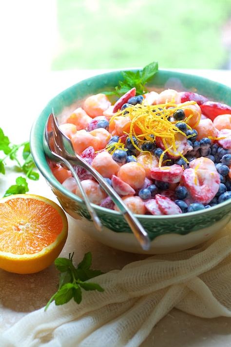 Dressing With Greek Yogurt, Fruit Salad Dressing, Summer Fruit Salad, Yogurt Honey, Fresh Orange Juice, Summer Salads With Fruit, Fresh Fruit Salad, Yogurt Dressing, Orange Salad