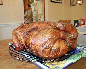 Turducken Recipe, Deboned Turkey, Turkey Roast, Whole Turkey, Chicken Rolls, American Dishes, Empanadas Recipe, Thanksgiving Turkey, Turkey Recipes