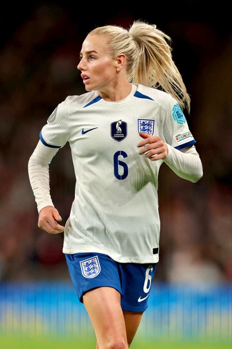 Alex Greenwood England, Alex Greenwood, Chloe Kelly, Football Dream, Ella Toone, Female Footballers, England Lionesses, Football Women, England Ladies Football