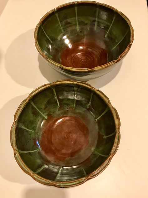 Amaco Seaweed, Pottery Glaze Recipes, Glaze Patterns, Large Bowls, Ceramic Glazing, Amaco Glazes, Ceramic Glaze Recipes, Glaze Combos, Bowl Pottery