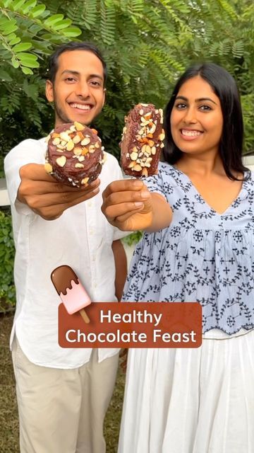 Satvic Movement on Instagram: "Fasting days are almost over as Navratri ends tomorrow!✨ So here’s a yummy treat for you all to enjoy guilt free🍦🍨 It contains absolutely no refined sugars, no artificial flavours or colors and no packaged dairy products at all🧪🐮🚫 Here’s the recipe again so you don’t have to watch the reel a zillion times😁 In a blender add💁🏻‍♀️ -one large banana -1/2 cup soaked cashews -1/2 cup coconut milk -1/2 cup deseeded dates -2 tsp cacao powder -a pinch of salt Blend Satvik Movement Recipes, Satvic Food Recipes, Satvic Movement, Veg Snacks, Healthy Indian Recipes, Icebox Cake, Dairy Products, Healthy Chocolate, Cacao Powder