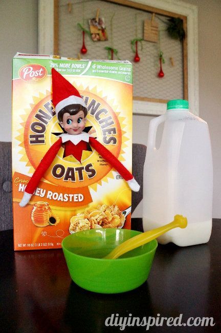 Elf on the Shelf- eat your breakfast! Elf Cereal, Elf Writing, Diy Elf, Kids Christmas Movies, Elf Pets, Girl Elf, Lil Sis, Elf Ideas, Elf On The Shelf Ideas