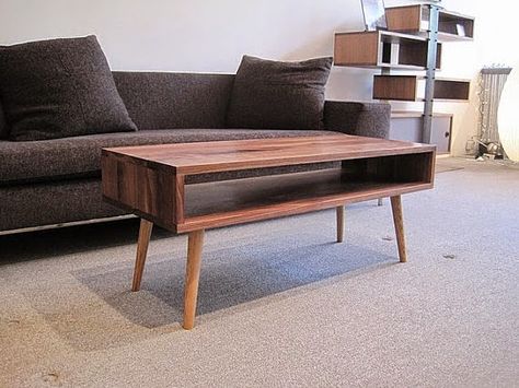 Modern Coffee Table Diy, Mcm Coffee Table, Diy Mid Century Modern, Diy Mid Century, Mid Century Modern Coffee Table, Mid Century Table, Tv Table, Mid Century Coffee Table, Coffee Table Styling