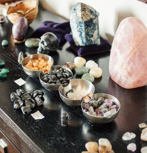 Crystals 101 - Stay Updated With Our Organic Skincare & Lifestyle Blog Inspirational Speaker, Types Of Crystals, Crystal Shapes, Energy Sources, Precious Jewels, Large Crystals, Circle Shape, Pick One, Organic Skin Care