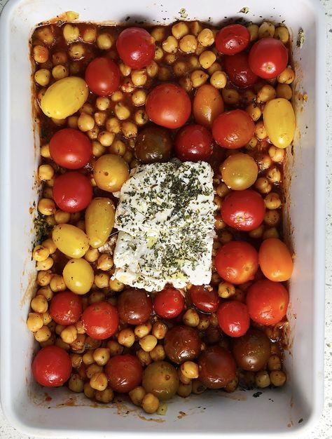 Chickpea Recipes Dinner, Tiktok Feta Pasta, Feta Bake, Chickpea Feta, Pasta Vegetarian, Veggie Mains, Vegan Feta Cheese, Creamy Feta, Lunch Prep