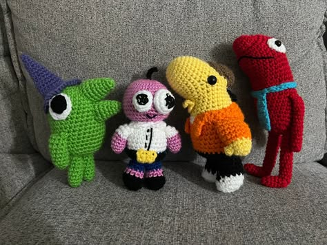 Handmade crochet plushies from Smiling Friends. All plushies sold separately unless 4 pack is purchased Glep - 9in tall, 5in wide Pim - 7in tall, 4in wide Charlie - 9in tall, 6in wide Alan - 11in tall, 3in wide Smiling Friends Crochet, Friends Crochet, Smiling Friends, Crochet Plushies, Crochet Humor, Kawaii Crochet, Fun Crochet Projects, Crochet Diy, Crochet Patterns Amigurumi