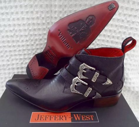 Jeffery West Jeffrey West, Jeffery West, Custom Cowboy Boots, Bota Country, City Wallpaper, Fire Starters, Swag Outfits, Walk On, Dark Aesthetic