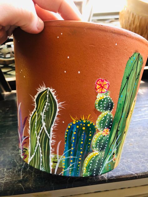 What Paint To Use On Terra Cotta Pots, Terracotta Pots Painting Ideas, Cactus Pot Painting, Hand Painted Terra Cotta Pots Diy, Acrylic Painted Pots, Painted Cactus Pots, Terra Cotta Painted Pots, Terra Cotta Painting, Diy Painted Plant Pots