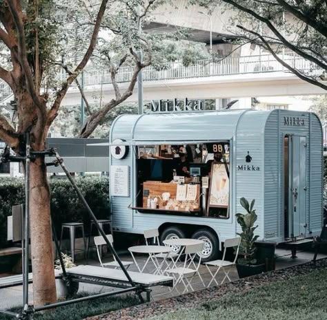 Foodtrucks Ideas, Coffee Food Truck, Container Van, Coffee House Design, Mobile Cafe, Mobile Coffee Shop, Coffee Trailer, Coffee Van, Mobile Catering