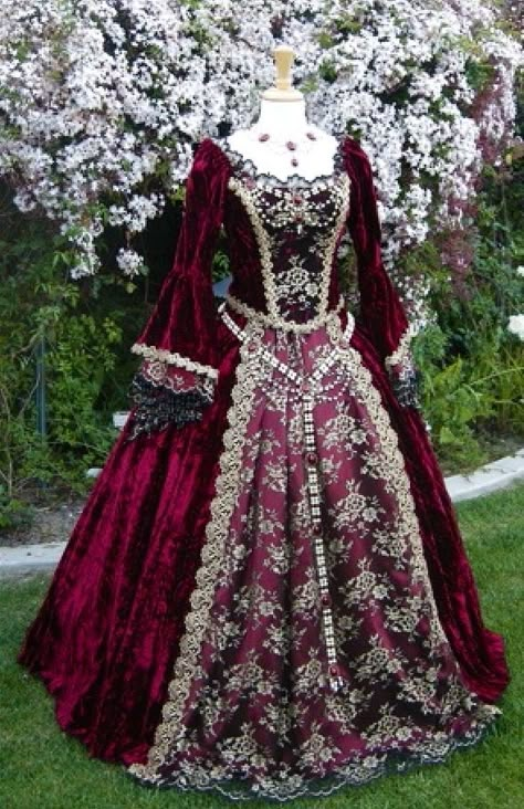 Gaun Abad Pertengahan, Fest Outfits, Old Fashion Dresses, Old Dresses, Medieval Clothing, Medieval Dress, Fantasy Gowns, Medieval Fashion, Vintage Gowns