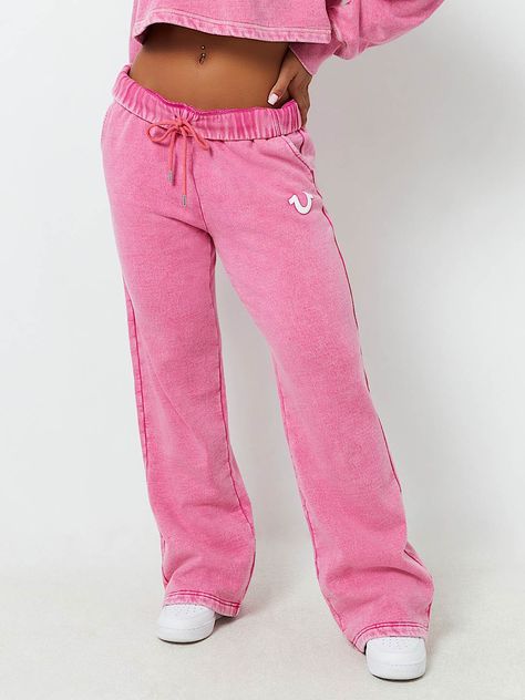 Shop the Matching Hoodie  Chill out in the Vintage Wash Horseshoe Logo Sweat Pant. This pair of cotton knit sweats features an elasticized high-rise waist, slanted front pockets, and a straight leg. Finished with a vintage wash, horseshoe front logo, and ½” horseshoe detailing on the back pocket.  Style: 208588C Fly Outfits Women, Baddie Clothes, Cute Online Clothing Stores, Horseshoe Logo, Clothes Y2k, Cute Clothing Stores, Sweat Pant, Fasion Outfits, Cute Lazy Outfits