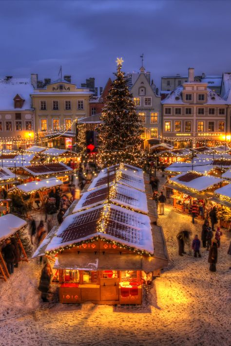 During Christmas, Europe becomes a truly magical land and is the perfect place to celebrate the holiday 🎄  Let us take you on a tour of 5 (underrated) great cities to spend Christmas in Europe ✨ and in true TWISPER fashion, we'll share where to eat 🍽️, sleep 🛌, drink 🍻 in each of these locations.  Ready for a Christmas to remember? 🎁 Christmas Europe, Sleep Drink, Christmas In Europe, Magical Land, Travel App, December 25, Tallinn, Winter Travel, Christmas Market