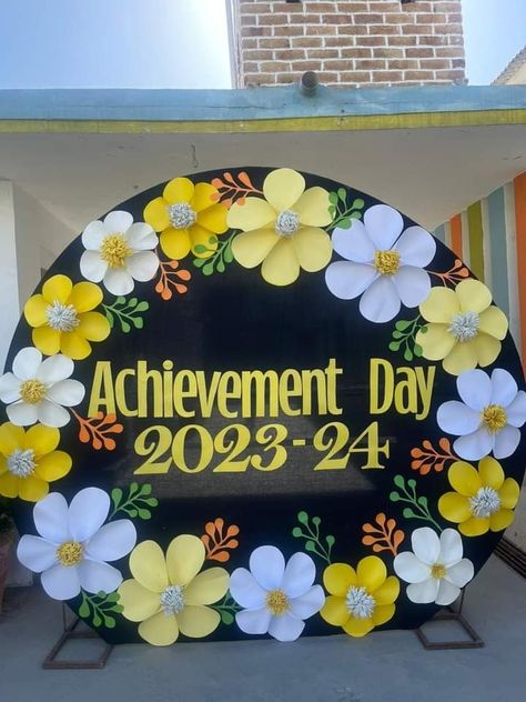 Annual Function Decoration Ideas, Result Day Board Decoration Ideas, School Entrance Decor Ideas, Ptm Board Decoration Ideas School, Black Board Decoration Ideas, Black Board Decoration Ideas School, Board Decoration Ideas School, Black Board Decoration, School Diy Ideas