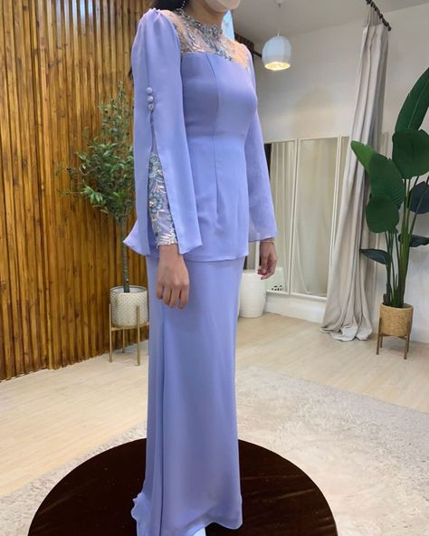 Fesyen Lengan Baju, Design Baju Kurung Fashion, Periwinkle Colour, Baju Kurung Moden Style, Raya Outfit, Raya 2023, Gaun Dress, Kurung Modern, Kebaya Wedding