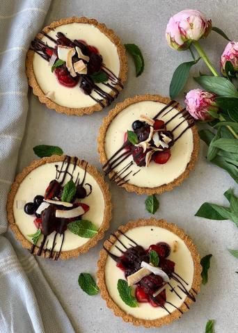 Mini Tart Recipes, Tart Dessert, Mini Tart, Ideas Minecraft, Pastry And Bakery, Fancy Desserts, Fruit Tart, Tart Recipes, Mini Desserts