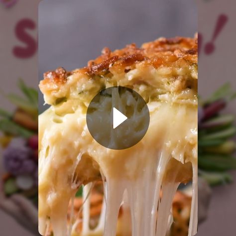 Un-Brie-lievably delicious brie spaghetti pie! - So Yummy | Snapchat Brie Spaghetti, Brie Pasta, Spaghetti Baked, Spaghetti Pie, Baked Spaghetti, Baked Brie, So Yummy, Spaghetti Sauce, Baking Tips