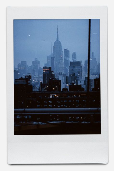 Nyc Baby, I Love Nyc, Empire State Of Mind, Nyc Aesthetic, Nyc Life, New York Life, Polaroid Pictures, Blue City, City That Never Sleeps