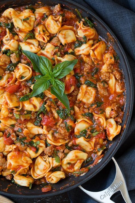 Ground Turkey Spinach, Turkey Sausage Recipes, Turkey Spinach, Sausage Spinach, Spinach Tortellini, Sausage Tortellini, Tortellini Recipes, Tortellini Soup, Pan Meals