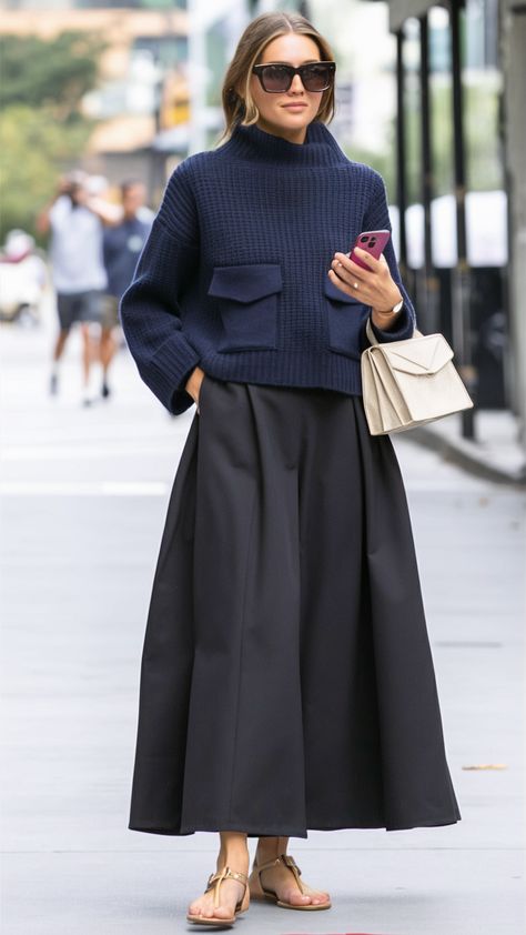 Black Cotton Skirt Outfit, Black Skirt Long Outfit, Casual Pleated Skirt Outfit, Black Maxi Skirt Outfit For Work, Black A Line Skirt Outfit, Chunky Sweater With Skirt, Navy Midi Skirt Outfit, Black Skirt Outfit Winter, Maxi Skirt Ideas