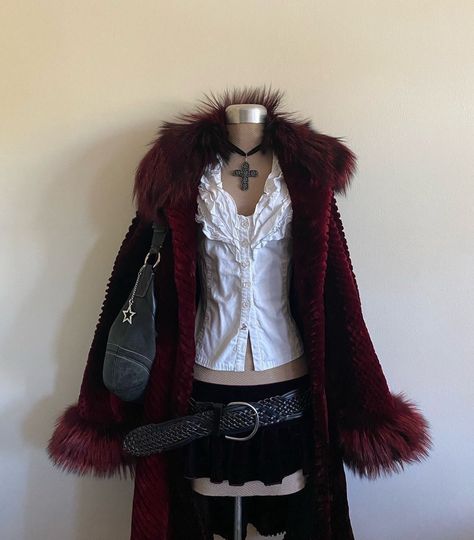 alice 🦇 (@vampypixie) on X Burgundy Fur Jacket Outfit, Red Velvet Jacket Outfit, Red Fur Coat Outfit, Red Goth Outfits, Burgundy Fur Coat, Velvet Jacket Outfit, Fur Coat Aesthetic, Dress Up Corner, Coat Aesthetic