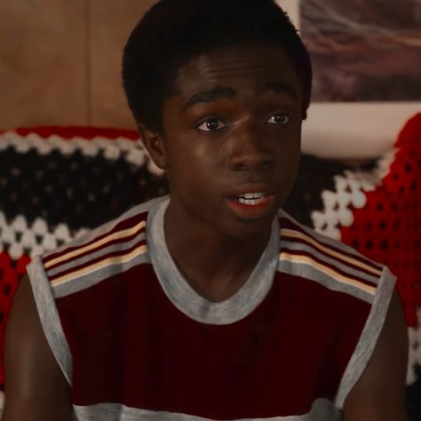 Lucas Sinclair Stranger Things, Icons Stranger Things, Lucas Sinclair, Lucas Stranger Things, Caleb Mclaughlin, Millie Bobby Brown Movies, Gone Series, Stranger Things 3, Stranger Things Tv