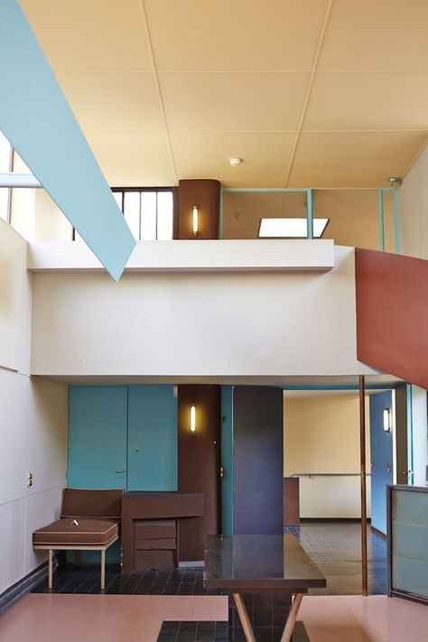 Le Corbusier Interior, Corbusier Interior, Bauhaus Interior Design, Bauhaus Colors, Bauhaus Interior, Bauhaus Architecture, Bauhaus Style, Bauhaus Design, East London