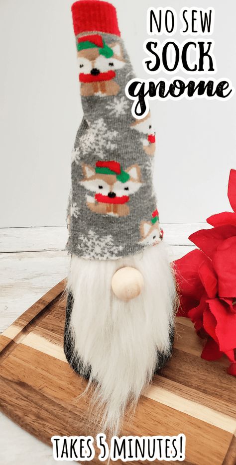 Learn how to make an easy no sew gnome from a sock using this tutorial made and just 5 minutes! This is the best quick and easy tutorial to learn how to make a DIY sock gnome. It's a great way to use a lonely sock! No Sew Gnome, Craft Fur, Lost Socks, Gnome Hat, Diy Socks, Deer Decor, Gnomes Diy, Diy Gnomes, Fuzzy Socks