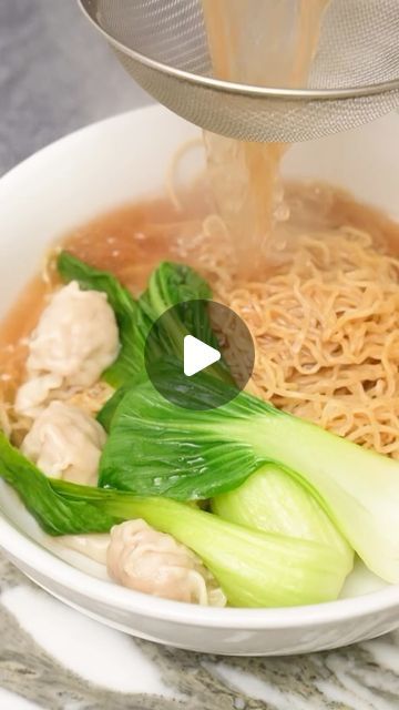 The best soups on Instagram: "Wonton Noodle Soup is the go to quick and easy comfort soup that I make in minutes that is so satisfying! Start with a high quality broth and then use my perfect ratio of spices to make it a restaurant quality one. I hope you enjoy it!  #wontons #wontonnoodlesoup  #chinesefood #easyrecipes #cjeatsrecipes #noodles" Pho Recipes Easy, Wonton Noodle Soup Recipe, Asian Noodle Soup Recipes, Noodle Soup Asian, Pho Recipe Easy, Wonton Soup Broth, Asian Noodle Soup, Asian Cusine, Best Soups