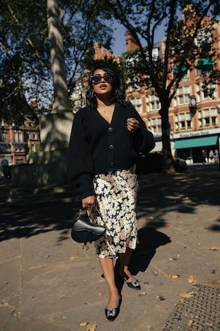 Manolo Blahnik Flats, and other stories cardigan and more  #MyShopStyle #ShopStyle Manolo Blahnik Outfit, Manolo Blahnik Mules, Manolo Blahnik Flats, Formal Pumps, Business Chic, Fall Looks, Looking Forward, Manolo Blahnik, Get Dressed