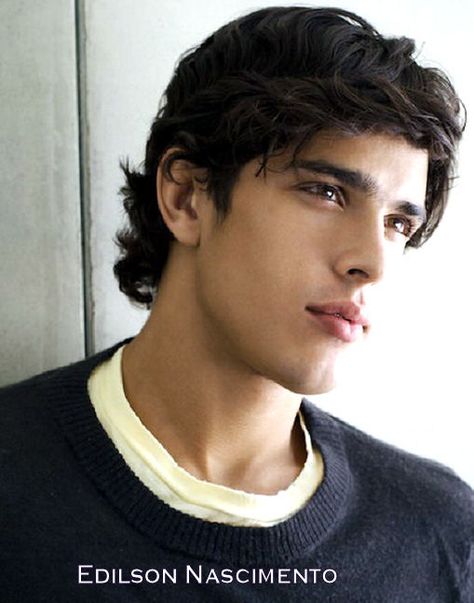 Edilson Nascimento | Edilson Nascimento : Brazilian Greek's God:Hispanic Male Celebrity White Guy Haircuts, Spanish Hairstyles, Darkest Minds, Hispanic Men, Marlon Teixeira, Latino Men, Cool Mens Haircuts, Boys Haircuts, Long Hair Styles Men