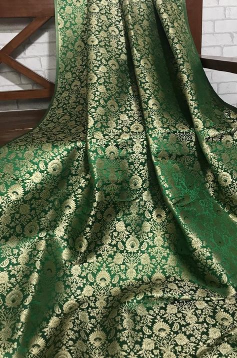 Royal Pattern, Modern Textiles, Gold Brocade, Luxury Wear, Wedding Fabric, Silk Brocade, Gold Fabric, Western Europe, Brocade Fabric