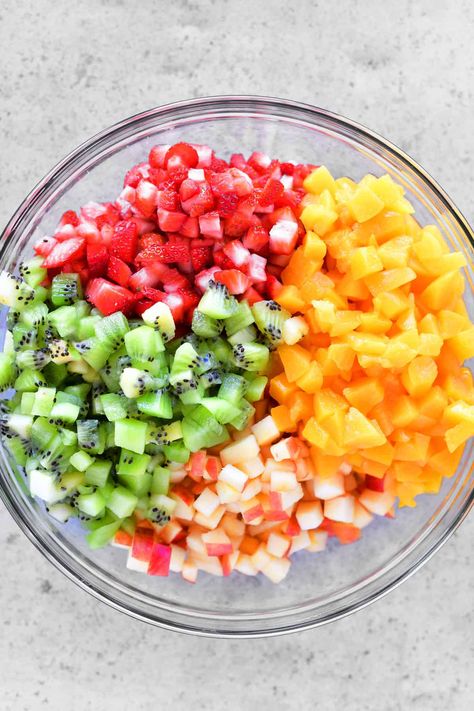 Fruit Salsa with Cinnamon Chips Watermelon Salsa Recipe, Fruit Salsa Recipe, Pineapple Salsa Recipe, Healthy Appetizers Easy, Watermelon Salsa, Gunny Sack, Mango Salsa Recipes, Healthy Appetizer, Salsa Recipes