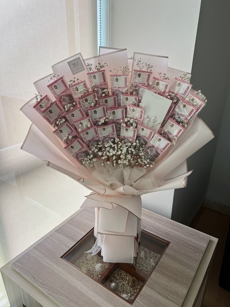 Money Bouquet 100 Dollar Bills, Money Bucket Flower Rupiah, Bucket Uang 5 Ribu, Money Bucket Flower, Bouqet Uang, Money Bouquet Aesthetic, Money Buket, Bucket Uang, Money Bouquets