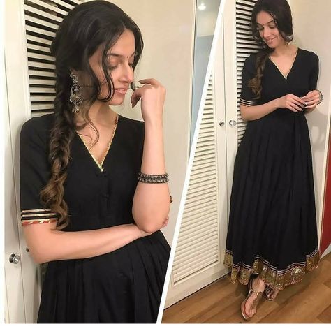 Black Salwar Suit Simple, Black Salwar Suit, Black Salwar, Latest Anarkali Suits, Divya Khosla, Black Anarkali, Indian Designer Suits, Salwar Designs, Long Kurti Designs