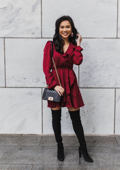 Red Ruffle Dress with over the knee boots and Chanel bag Dress With Over The Knee Boots, Outfit Ideas With Boots, Over The Knee Boot Outfit, Red Ruffle Dress, Knee Boots Outfit, Look Legging, Trendy Christmas Outfits, Boots Women Fashion, Club Outfits