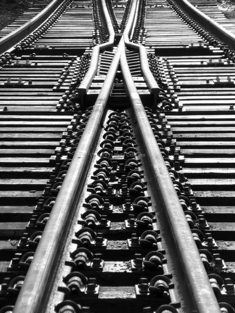 . Macro Fotografie, Black And White Fine Art, Photography Ideas At Home, Photography Black And White, Railroad Photos, Texture Photography, Industrial Photography, Geometric Art Prints, Ideas Photography