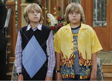 Zac And Cody Costume, Suit Life On Deck, London Tipton, Old Disney Channel Shows, Old Disney Channel, Dylan And Cole, Disney Channel Shows, Brenda Song, Dylan Sprouse