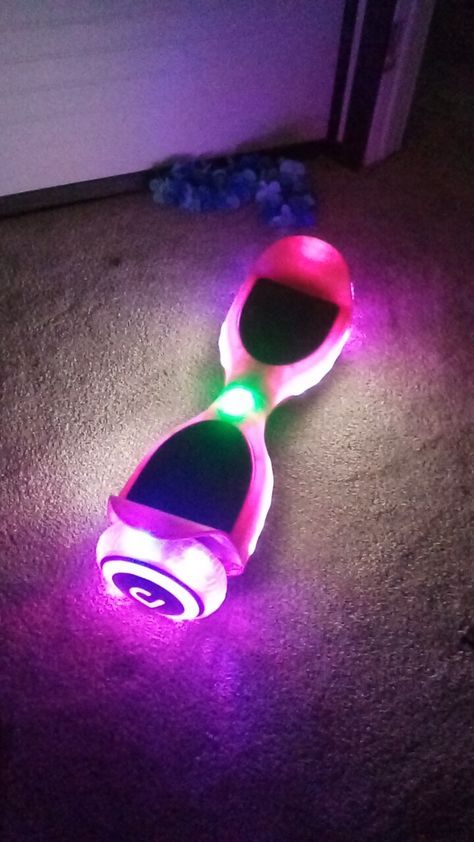 This is a blue tooth hover board. You can pick whatever colors you want it to be. Play any song you like!!! Thanks to "Santie Claus" 🎄 Ayla Palmer, Hover Board Concept Art, Hover Board Sci Fi, Cyberpunk Hover Board, Hover Board Back To The Future, Blue Surf Board Aesthetic, Hover Board, Blue Tooth, Best Chocolate Cake