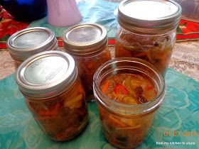 Atcharang Papaya Recipe Atcharang Papaya, Papaya Recipe, Salsa Sauce, Salad Appetizer, Appetizer Salads, International Food, International Recipes, Papaya, Pickles