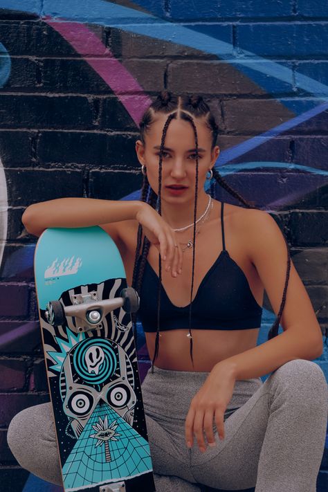 Skateboard Clothing Aesthetic, Skateboarding Photoshoot, Skateboard Photoshoot, Skatepark Photoshoot, Dance Graffiti, Skate Photoshoot, Skater Photoshoot, Skater Chic, Skater Photos