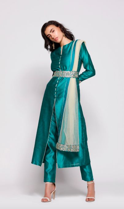 Teal Silk salwar kameez with detachable belt Satin Indian Dress, Satin Salwar Kameez, Satin Salwar, Shalwar Kameez Pakistani, Maxi Frocks, Satin Design, Salwar Pattern, India Dress, Dress Salwar Kameez