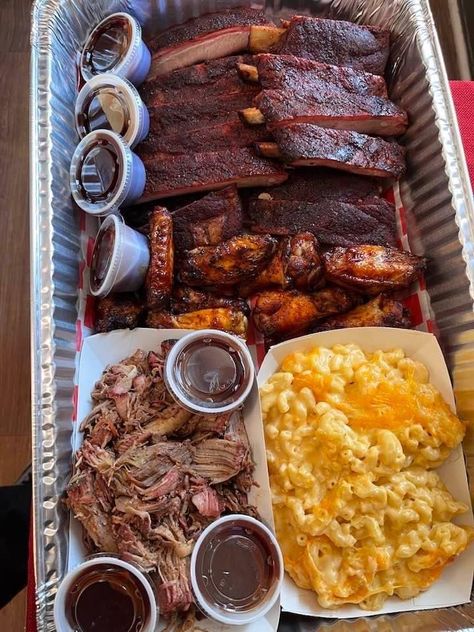 Soul Food Cookout, Black Cookout Food, Sleepover Food Dinner, Bbq Platter, Delicious Food Image, Soul Food Dinner, Bbq Food, Black Food, Cookout Food