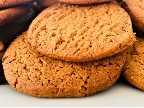 Ginger Biscuits Recipe Ginger Buiscits Recipes, Ginger Biscuits Recipe, Easy Biscuit, Marie Biscuit, Easy Biscuit Recipe, Ginger Biscuits, Ginger Nut, Tea Biscuits, Biscuits Recipe