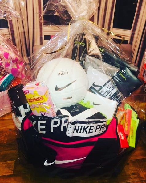 Volleyball Easter Basket Ideas, Sports Basket Ideas, Volleyball Gift Basket Ideas, Volleyball Gift Basket, Volleyball Basket Gift Ideas, Soccer Basket Ideas Gift, Senior Gift Basket Ideas, Soccer Gift Basket, Basketball Basket Gift Ideas