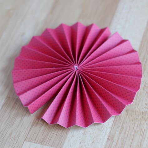 Paper Pin Wheel tutorial, great substitute for the standard bow. How To Make A Pin Wheel, Paper Pinwheel Diy, How To Make Pinwheels, Pinwheel Decorations, Pinwheel Tutorial, Folded Paper Flowers, Paper Pinwheels, Diy Pinwheel, Pin Wheels