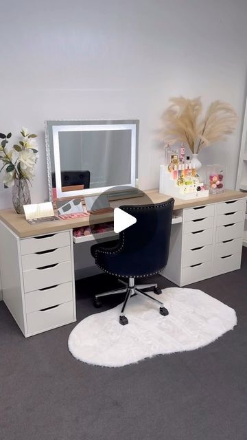 VANITY COLLECTIONS on Instagram: "What we used ⬇️ From IKEA - 3 x ikea alex 3 drawer units - 200cm lagkapten wood colour desk top - 100cm x 58cm Komplement ikea white shelf  FROM US - Vanity Collections - Black vanity chair - HALO VANITY MIRROR - on the Komplement shelf. Size large - Grid tray and Vc divider long rows. 2 pink jewellery trays  - In the Ikea alex drawers. A mixture of our acrylic drawer inserts  - VC GLOW UP PERFUME STAND  Shop via our website or tap the reel to shop" Ikea Alex Dressing Table, Ikea Dressing Table Hack, Alex Ikea Desk, Ikea Vanity Desk, Vanity And Desk Combo Ideas, Ikea White Shelves, Ikea Makeup Storage, Black Vanity Desk, Ikea Alex Desk