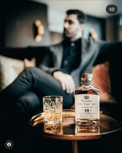 Whiskey Aesthetic Man, Whiskey Photoshoot, Bartender Photoshoot, Whisky Aesthetic, Buchanan Whiskey, Whisky Photography, Commercial Photography Product, Johnnie Walker Blue, Bourbon Bar