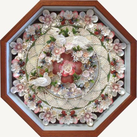 Aug 2, 2019 - Sailors' Valentines Gallery :: Sailors' Valentine Art by Judy Dinnick Sailor Valentines, Seashell Creations, Seashell Flowers, Shells Craft, Sanibel Shells, Artisan Decor, Valentine Art, Shell Ideas, Conch Pearl